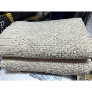 Set of two Bath Towels